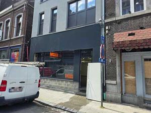 Belle surface commerciale 80 m² – libre immédiatement