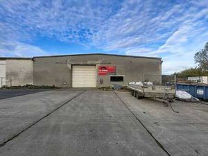 Entrepôt à louer à Zomergem