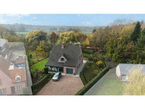 IN OPTIE UITZONDERLIJKE EIGENDOM OP BIJZONDERE PLAATS MET...