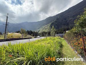 Terrain constructible viabilisé à vendre