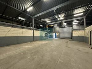 Local d'activités à vendre