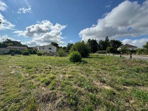 Terrain constructible viabilisé à vendre