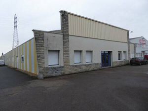 Local d'activités à louer