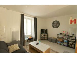 Location maison  m² T-2 à Lumigny-Nesles-Ormeaux  895 €