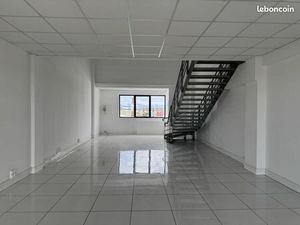 Bureaux institut de beauté 119 m²