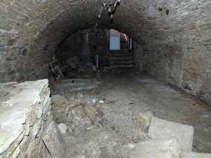 Cave voûtée à louer