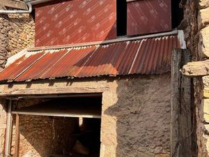 Grange - dépôt - garage