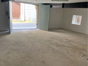 Pour 1 moto : 1 place de parking dans garage centre ville