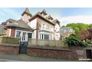 Maison 257m2 6chambres jardin parking 5min commerces & plage à pieds