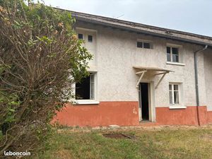 MEXIMIEUX prox. Maison de village à rénover