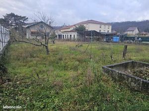 Terrain 900 m² Miribel