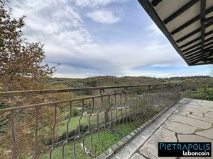 Maison 5 pièces 166 m²