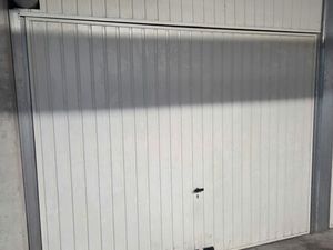 Box à louer 13002 - 135 charges comprises