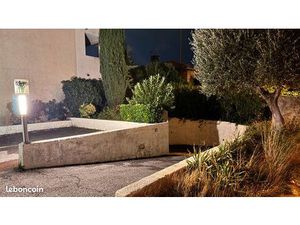 GARAGE / Box sous-sol fermé et sécurisé avec portail Avenue du Zoo / Saint Laurent du var