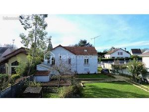 Pavillon 7 pièces 140 m²