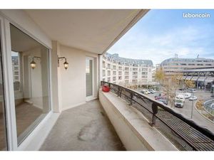 Appartement 3 pièces 65m2 à 5min du RER de Cergy Le Haut