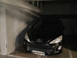 Place de parking en sous-sol