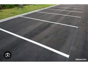 Place de parking extérieur