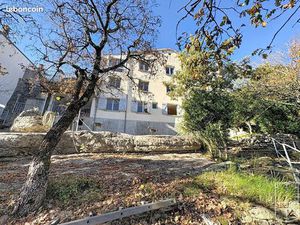 Propriété 17 pièces 315 m²