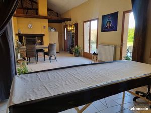 Cabinet médical  cabinet de soin  massage  formation  yoga  thérapeute  Location partagée 