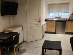 Studio meublé centre-ville Meximieux