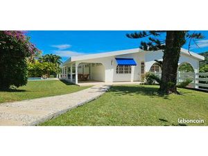 Location villa F5 meublée avec piscine