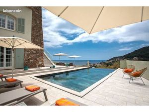 Villa d’exception avec vue mer panoramique – 6 suites  piscine – Miomo / Cap Corse