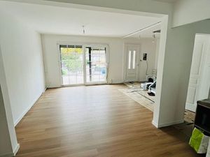 Maison rénovée entièrement attend Ses locataires