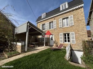 Maison 7 pièces 147 m²