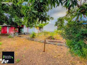 Terrain 468 m² STE MARIE