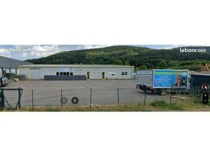 Bâtiment zone artisanale 700m2 de bâtiment