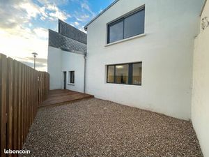 Bureaux à louer Pont l'Evêque