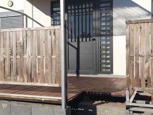 DUPLEX MEUBLE DE 25 M2 avec Terrasse de 20 m2