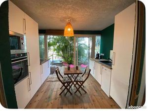 T1 bis avec parking st Gilles les bains