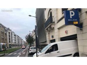 Place parking Angers centre ville