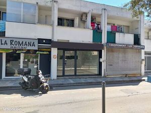 Local commercial atelier