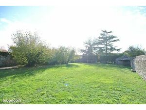 Terrain constructible de 816 m²