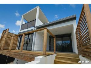 Villa coup de coeur 113m2 - Terrain 358m2-Vue mer & montagne -La Possession