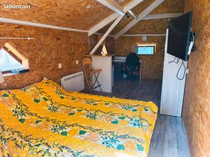 Studio meublé avec terrasse + parking dispo au Blanc