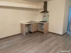 Grand studio centre ville