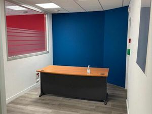 Bureau à louer. Espace de coworking