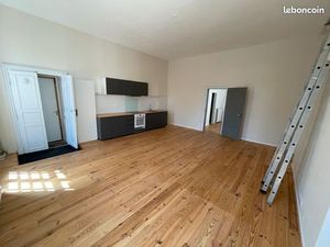 Beau T2 neuf - centre ville