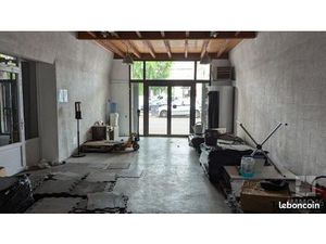 Commerce services 92 m²