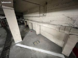 Place de parking 2 roues - Quartier Chavant