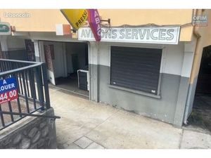 Local commercial 79 m²