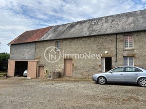 BELLE LONGERE 71 M2 SUR BELLES PARCELLES DE TERRES DE 14 HEC