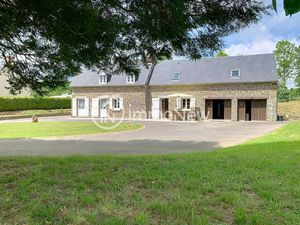 Maison Pierres/ PERCY EN NORMANDIE/ double garage