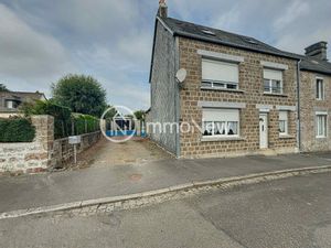 MAISON DE BOURG DE 120 35M2 SUR 1400M2 DE TERRAIN