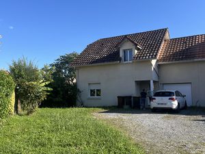 Maison jumelée par le garage à Montardon