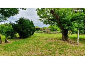 Terrain 520 m² Montussan